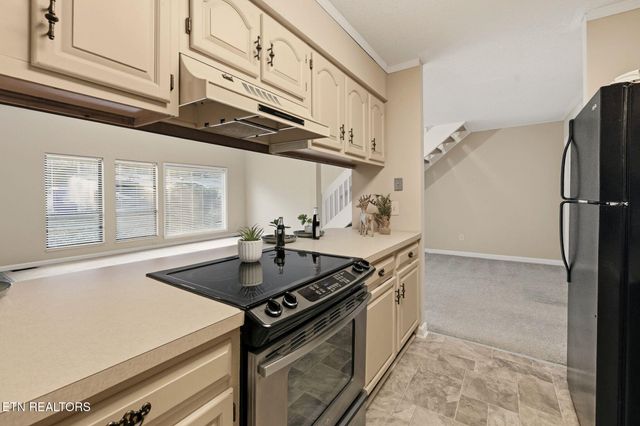 153 Hendrix Drive, Oak Ridge, TN 37830