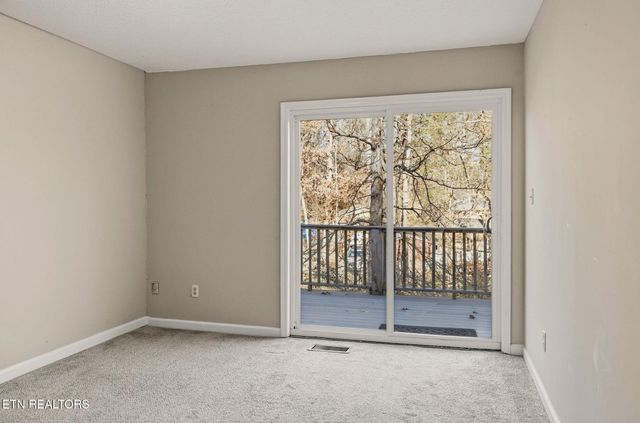 153 Hendrix Drive, Oak Ridge, TN 37830