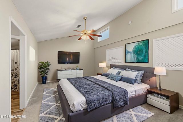 153 Hendrix Drive, Oak Ridge, TN 37830