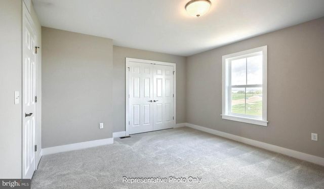 525 STONE GATE BLVD, Annville, PA 17003