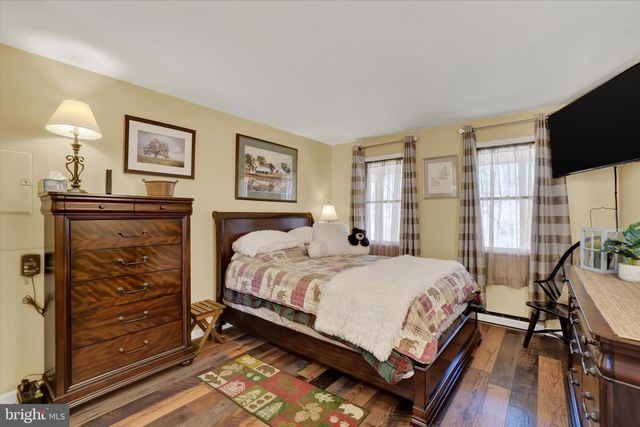 82 FOX CREEK RD, Wrightsville, PA 17368