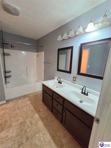 538 Clymene Road, Cecilia, KY 42724