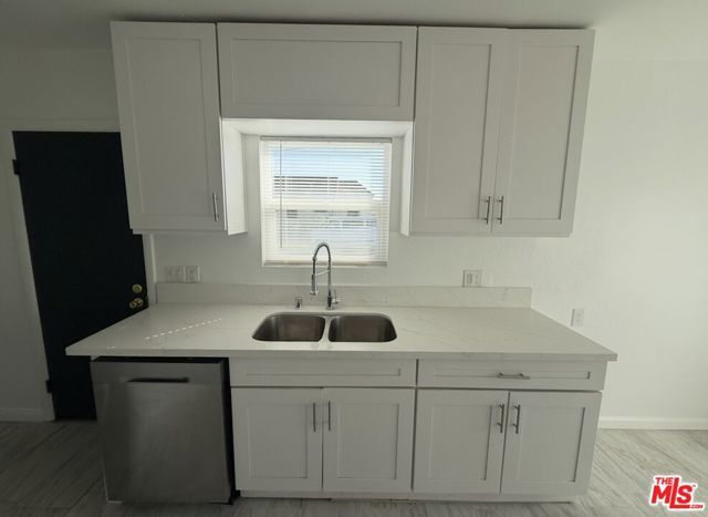 959 E 105th Street, Los Angeles, CA 90002