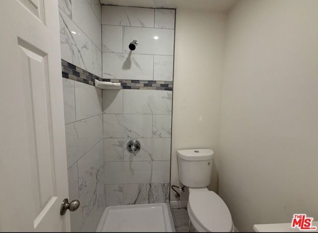 959 E 105th Street, Los Angeles, CA 90002