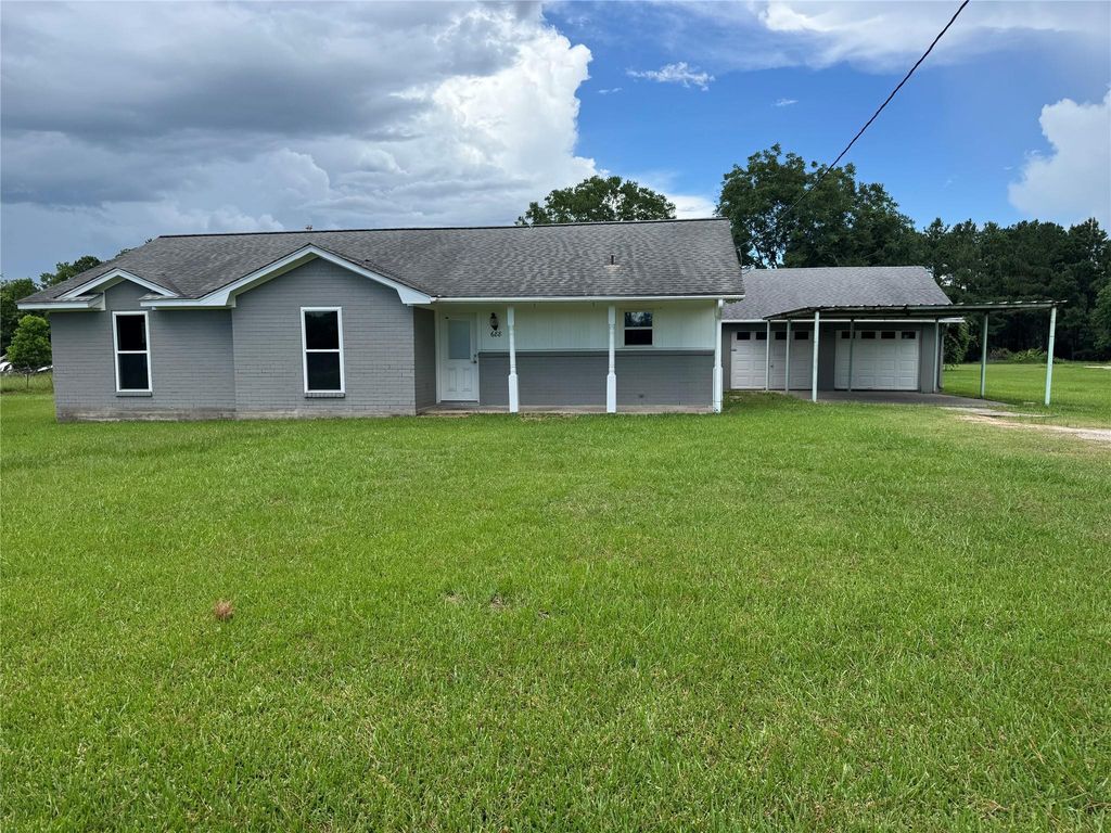 688 County Road 6681, Dayton, TX 77535