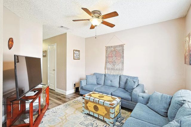 1404 Ross Drive, Lewisville, TX 75067