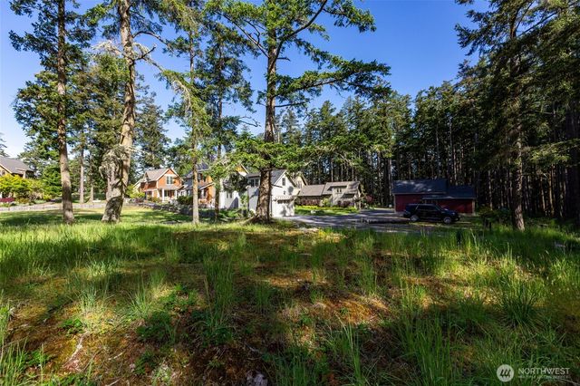 24 Mossyrock Road, Friday Harbor, WA 98250