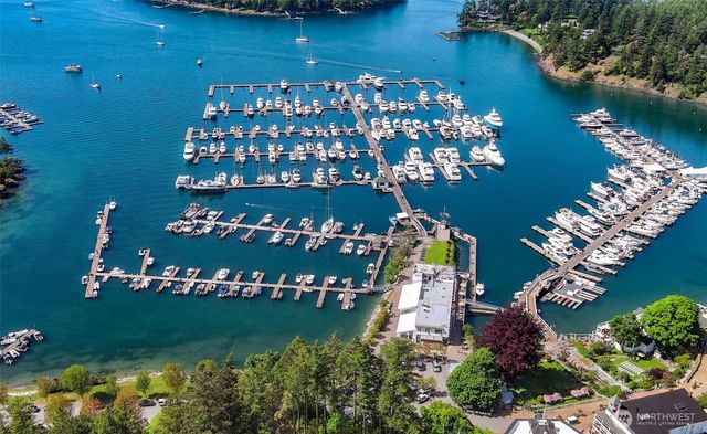 24 Mossyrock Road, Friday Harbor, WA 98250