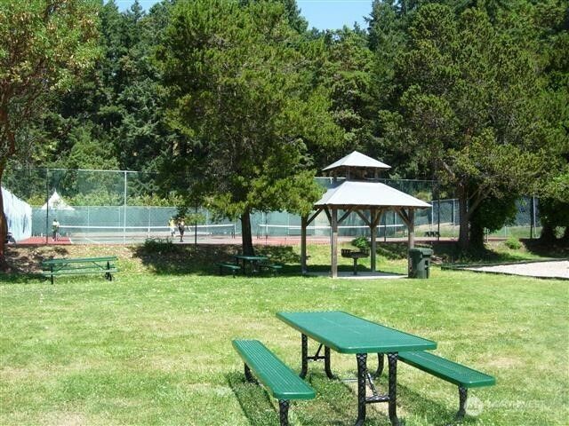 24 Mossyrock Road, Friday Harbor, WA 98250