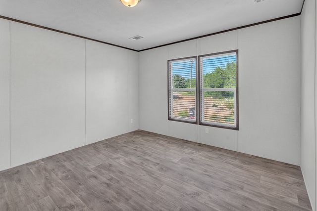 815 Thicket Trail, Granbury, TX 76048