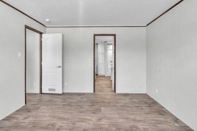 815 Thicket Trail, Granbury, TX 76048
