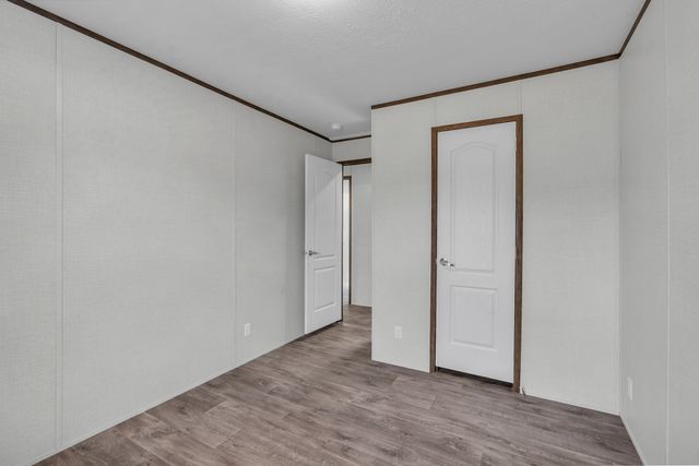815 Thicket Trail, Granbury, TX 76048