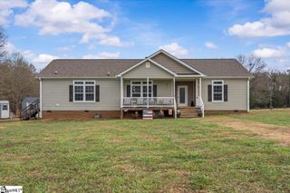 1254 Deck Road, Gray Court, SC 29645