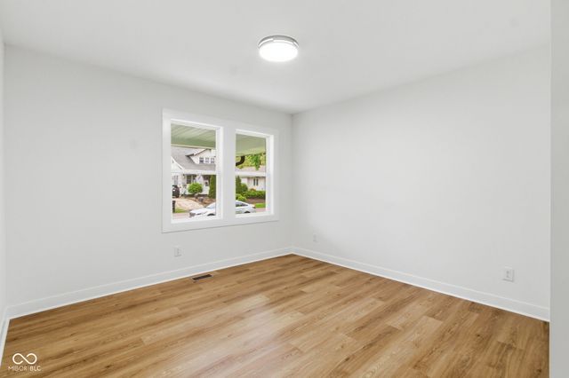 2102 W 9th Street, Anderson, IN 46016