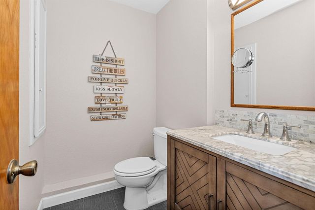 6878 Kingston Cove Lane, Willis, TX 77318