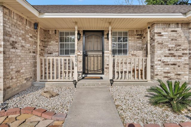 6878 Kingston Cove Lane, Willis, TX 77318