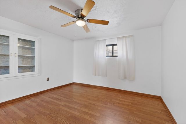727 Columbia Street, Santa Fe, NM 87505