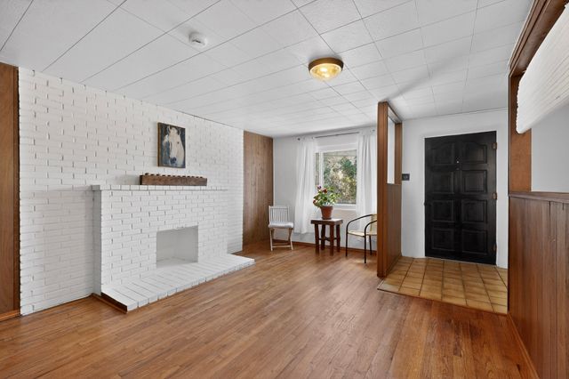 727 Columbia Street, Santa Fe, NM 87505