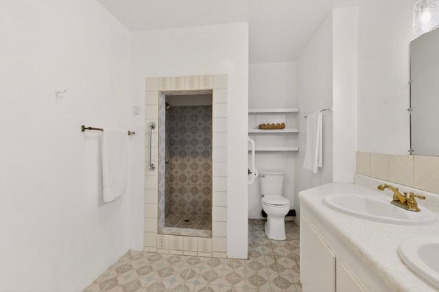727 Columbia Street, Santa Fe, NM 87505