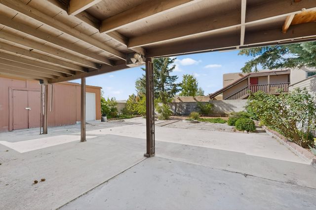 727 Columbia Street, Santa Fe, NM 87505