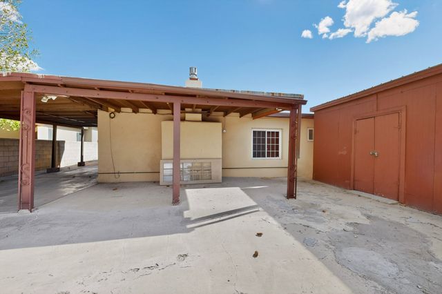 727 Columbia Street, Santa Fe, NM 87505