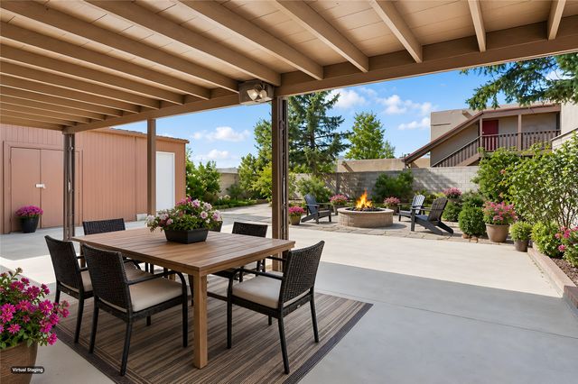 727 Columbia Street, Santa Fe, NM 87505