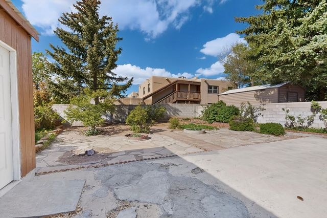 727 Columbia Street, Santa Fe, NM 87505