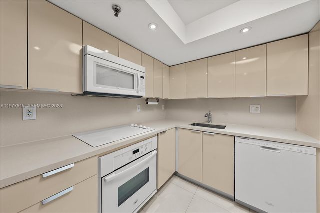 2501 Brickell Ave 309, Miami, FL 33129