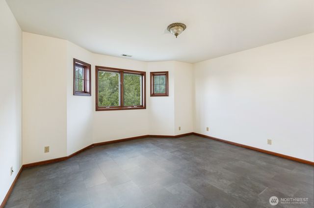 47108 290th Ave SE, Enumclaw, WA 98022