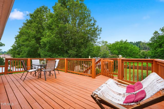 716 Kendrick Creek Road, Kingsport, TN 37663