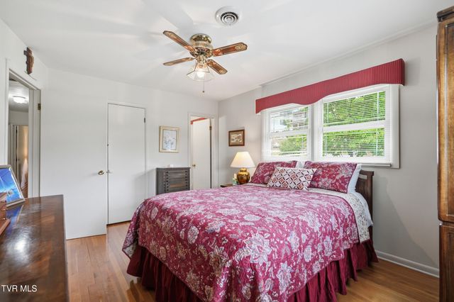 716 Kendrick Creek Road, Kingsport, TN 37663