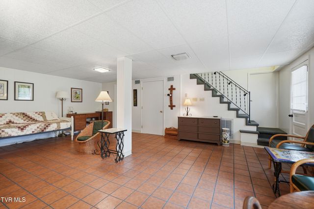 716 Kendrick Creek Road, Kingsport, TN 37663