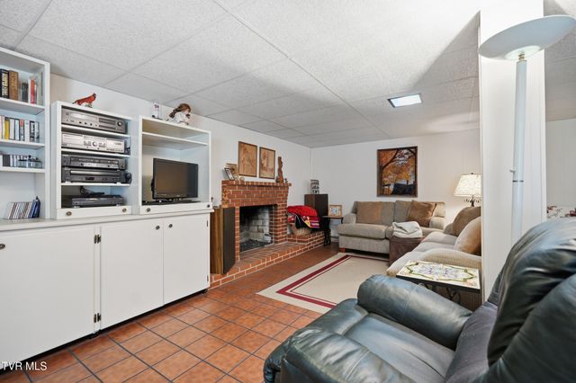 716 Kendrick Creek Road, Kingsport, TN 37663