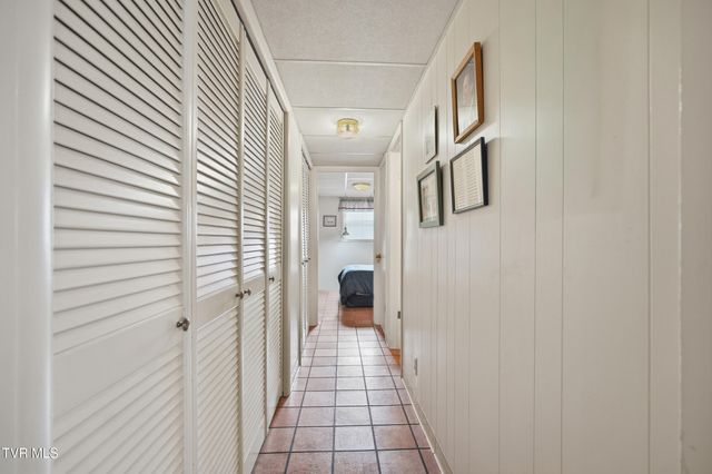 716 Kendrick Creek Road, Kingsport, TN 37663