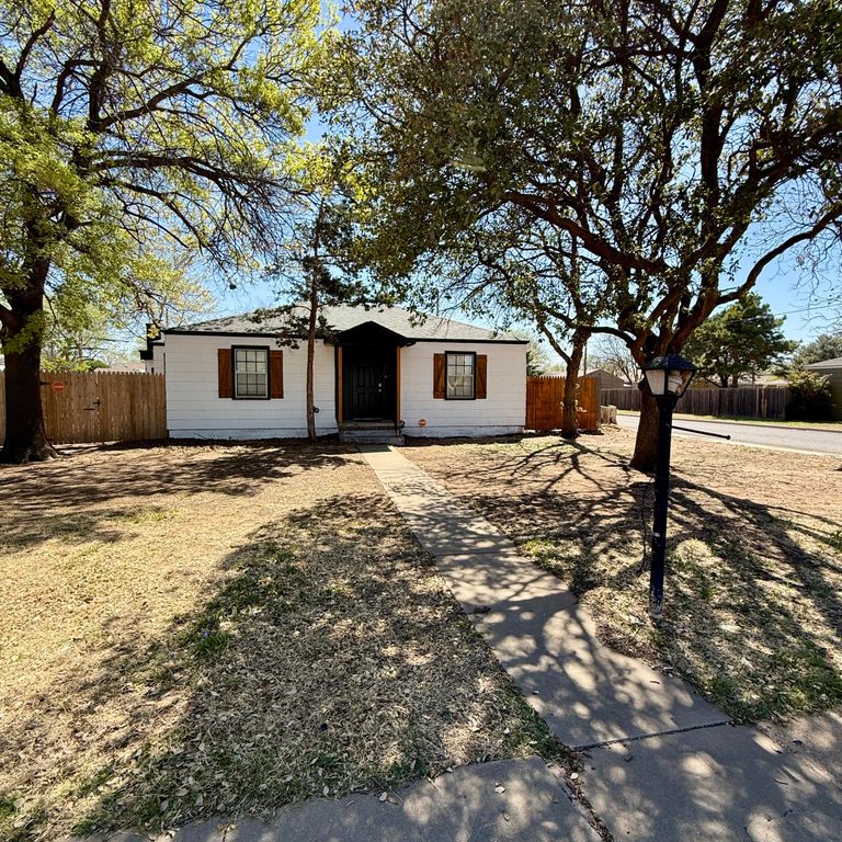 2517 28th Street, Lubbock, TX 79410