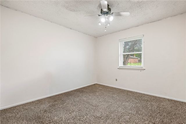 2105 Carnes Drive, Springdale, AR 72762