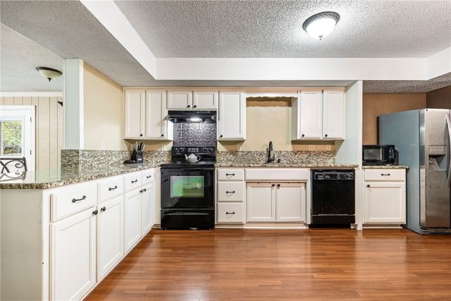 2105 Carnes Drive, Springdale, AR 72762