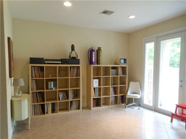 1108 NW 2nd Avenue, Fort Lauderdale, FL 33311