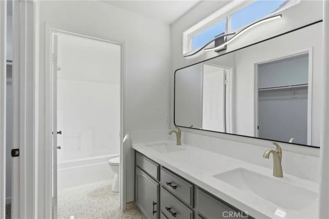 3217 Sierra Meadows, Bakersfield, CA 93313