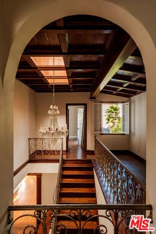 1004 N Beverly Drive, Beverly Hills, CA 90210