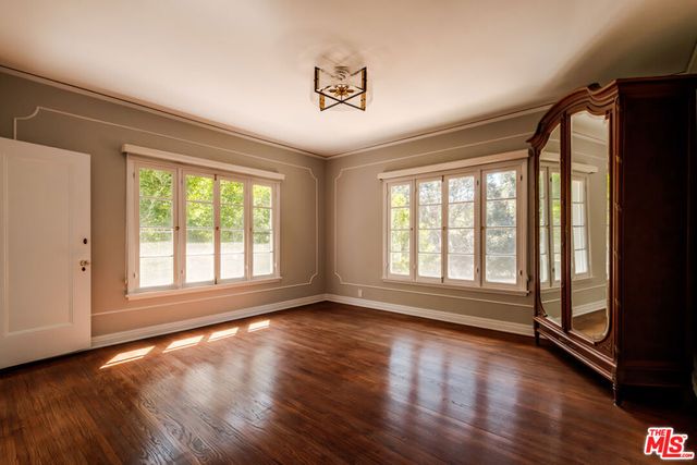 1004 N Beverly Drive, Beverly Hills, CA 90210