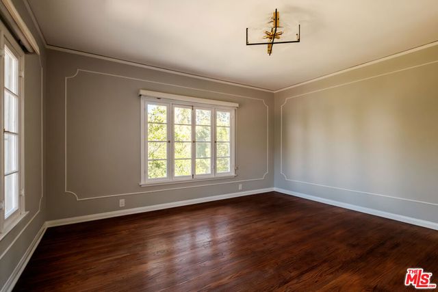 1004 N Beverly Drive, Beverly Hills, CA 90210