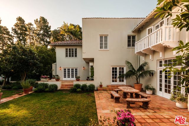 1004 N Beverly Drive, Beverly Hills, CA 90210