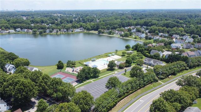 6400 Sand Gate DR N, Suffolk, VA 23435