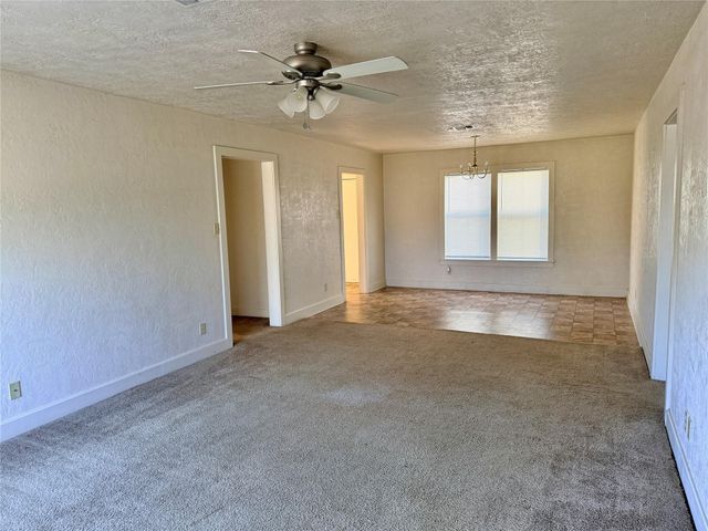 502 W Third Street, Brenham, TX 77833