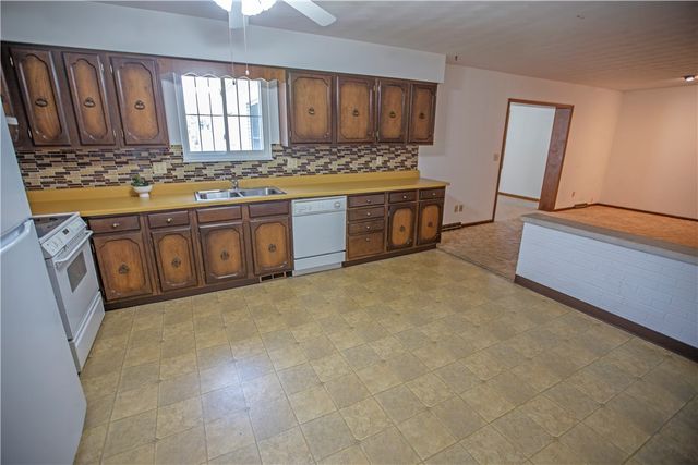 950 Rayberta Drive, Vandalia, OH 45377