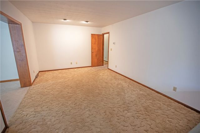 950 Rayberta Drive, Vandalia, OH 45377