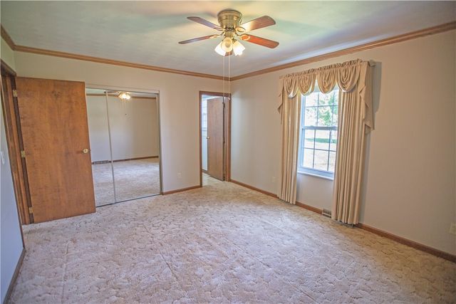 950 Rayberta Drive, Vandalia, OH 45377
