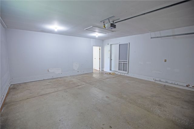 950 Rayberta Drive, Vandalia, OH 45377