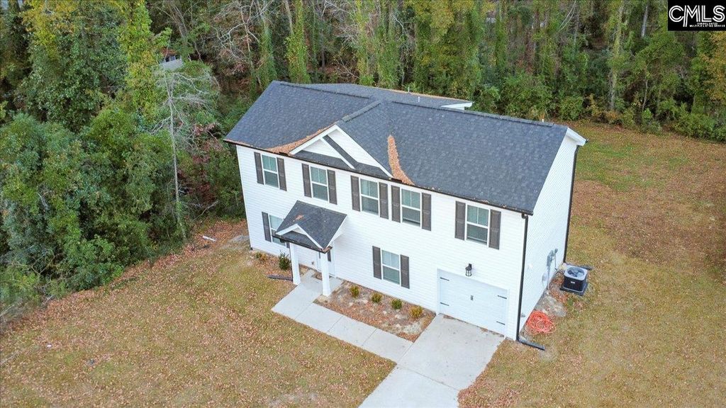 630 Emerson Rd, Lugoff, SC 29078